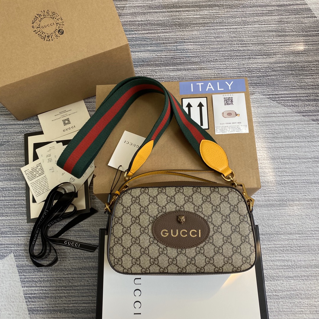 Gucci Neo Vintage GG Supreme Messenger Bag 476466